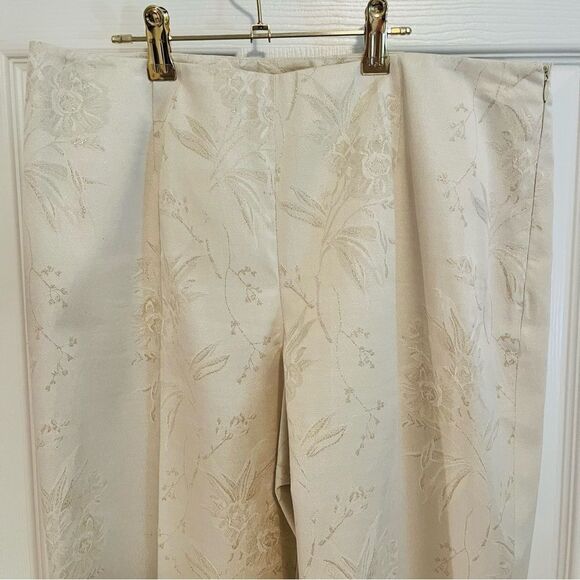 Elegant Floral Boot Cut Pants - Picture 1 of 11